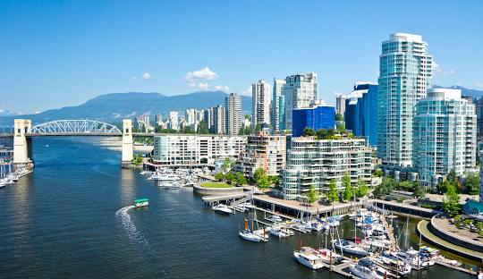 Vancouver’s Architectural Evolution: From Heritage Icons to Towering Modern Marvels